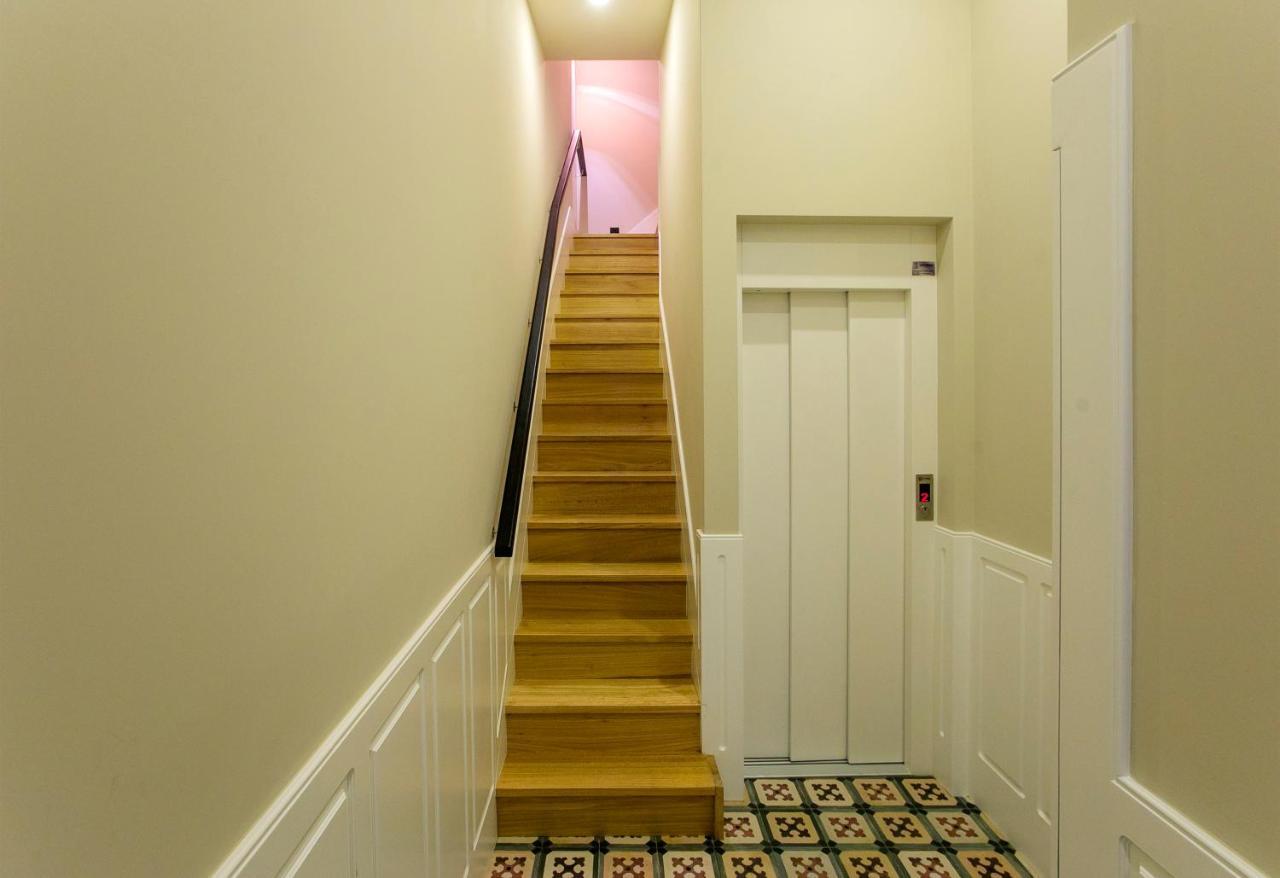 Charming Studio In Historic Downtown Порто Екстериор снимка