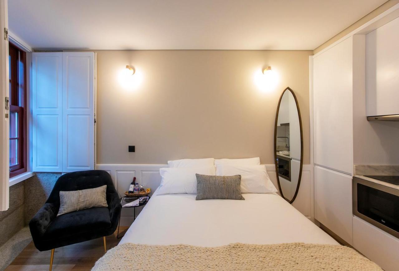 Charming Studio In Historic Downtown Порто Екстериор снимка