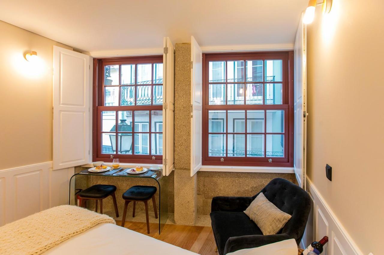 Charming Studio In Historic Downtown Порто Екстериор снимка